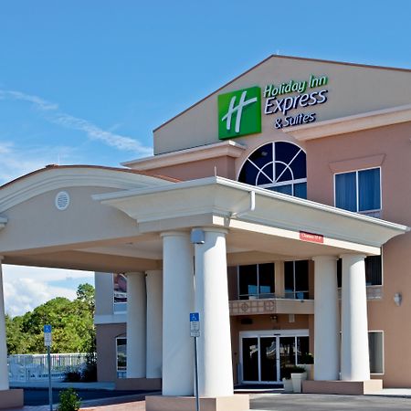 Holiday Inn Express Hotel & Suites Brooksville West, An Ihg Hotel Extérieur photo