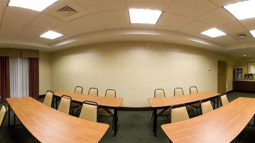 Holiday Inn Express Hotel & Suites Brooksville West, An Ihg Hotel Extérieur photo