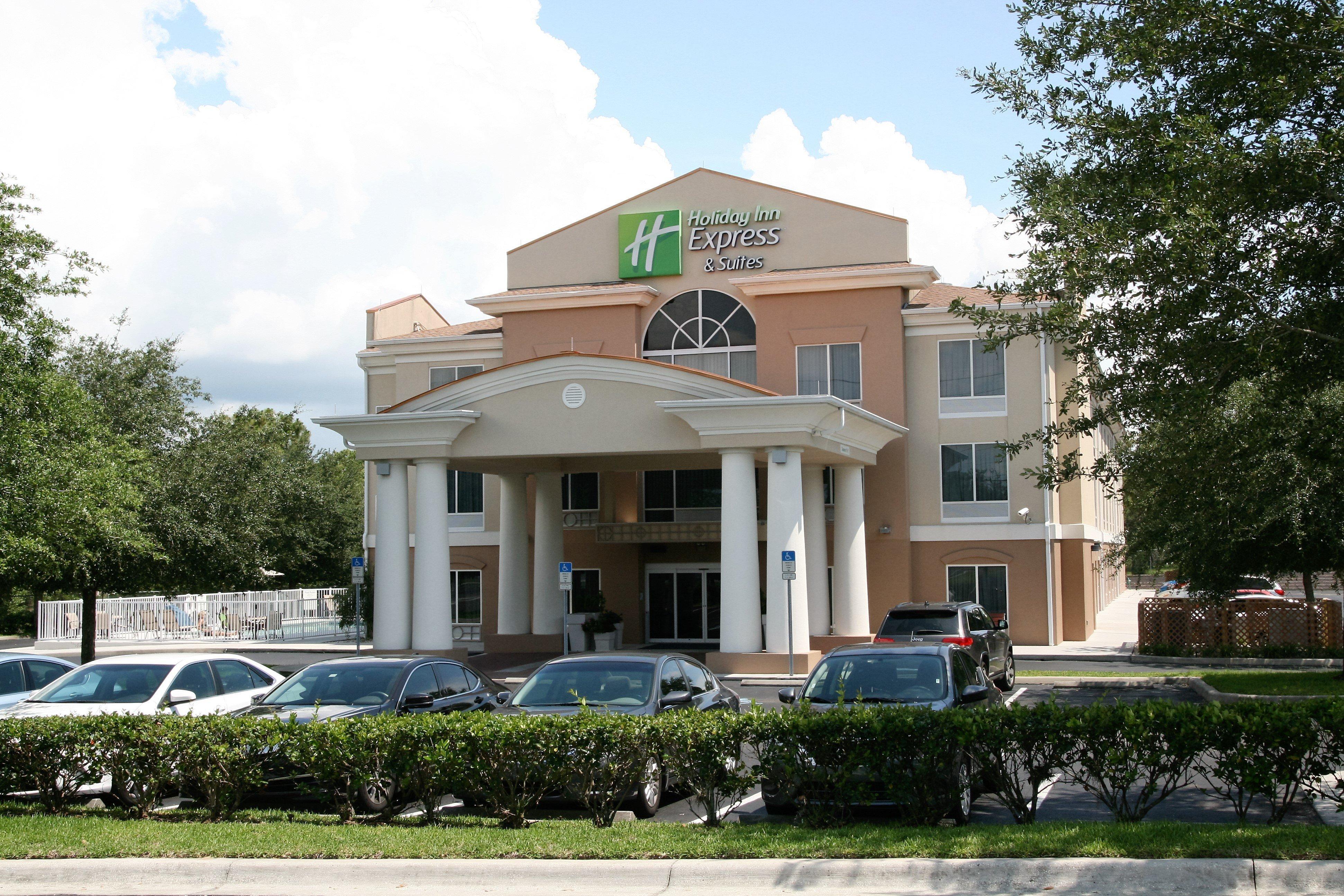 Holiday Inn Express Hotel & Suites Brooksville West, An Ihg Hotel Extérieur photo