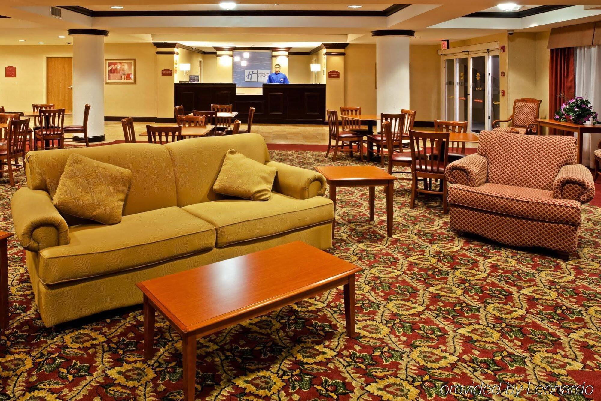 Holiday Inn Express Hotel & Suites Brooksville West, An Ihg Hotel Extérieur photo